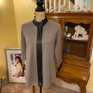❤️Doncaster 100% Wool Sweater Trimmed in 100% Leather.  Size M.